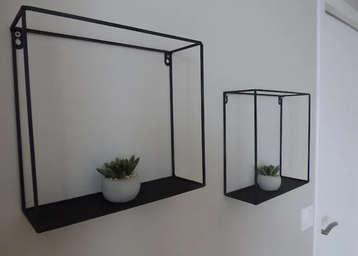 Lalberome Golden Centre Parking Prive Wifi 公寓